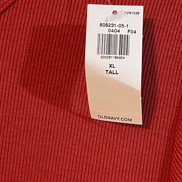 ⭐️3/$25⭐️ Old Navy XL TALL Fitted Crop Top - Picture 3 of 5